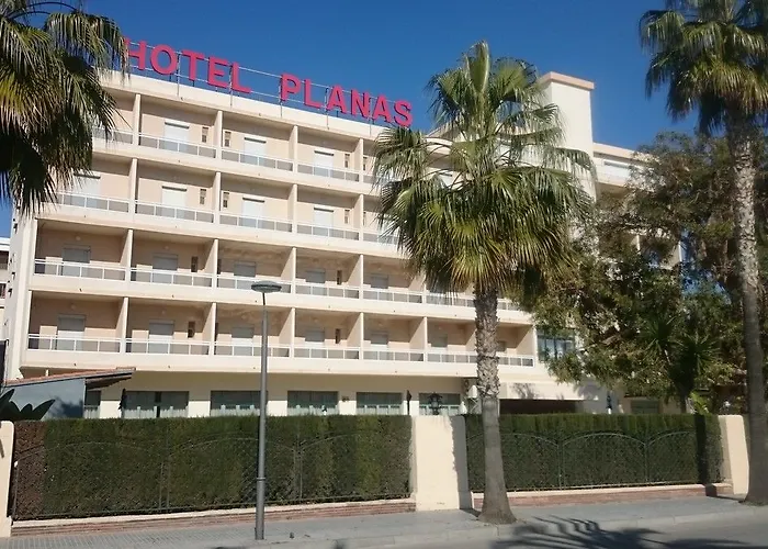 Planas 호텔 3*