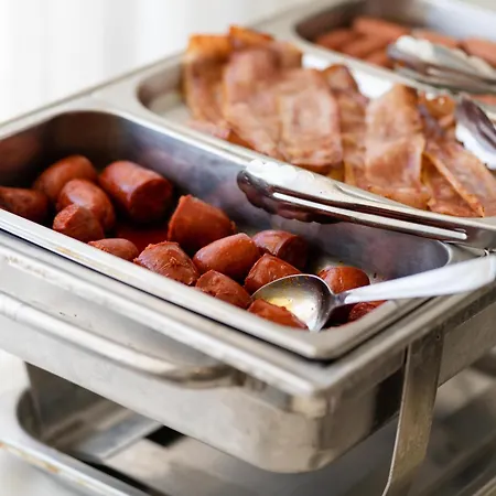 Planas Ξενοδοχείο Σαλού