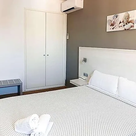 Planas Hotel 3*