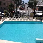 Hotel Planas